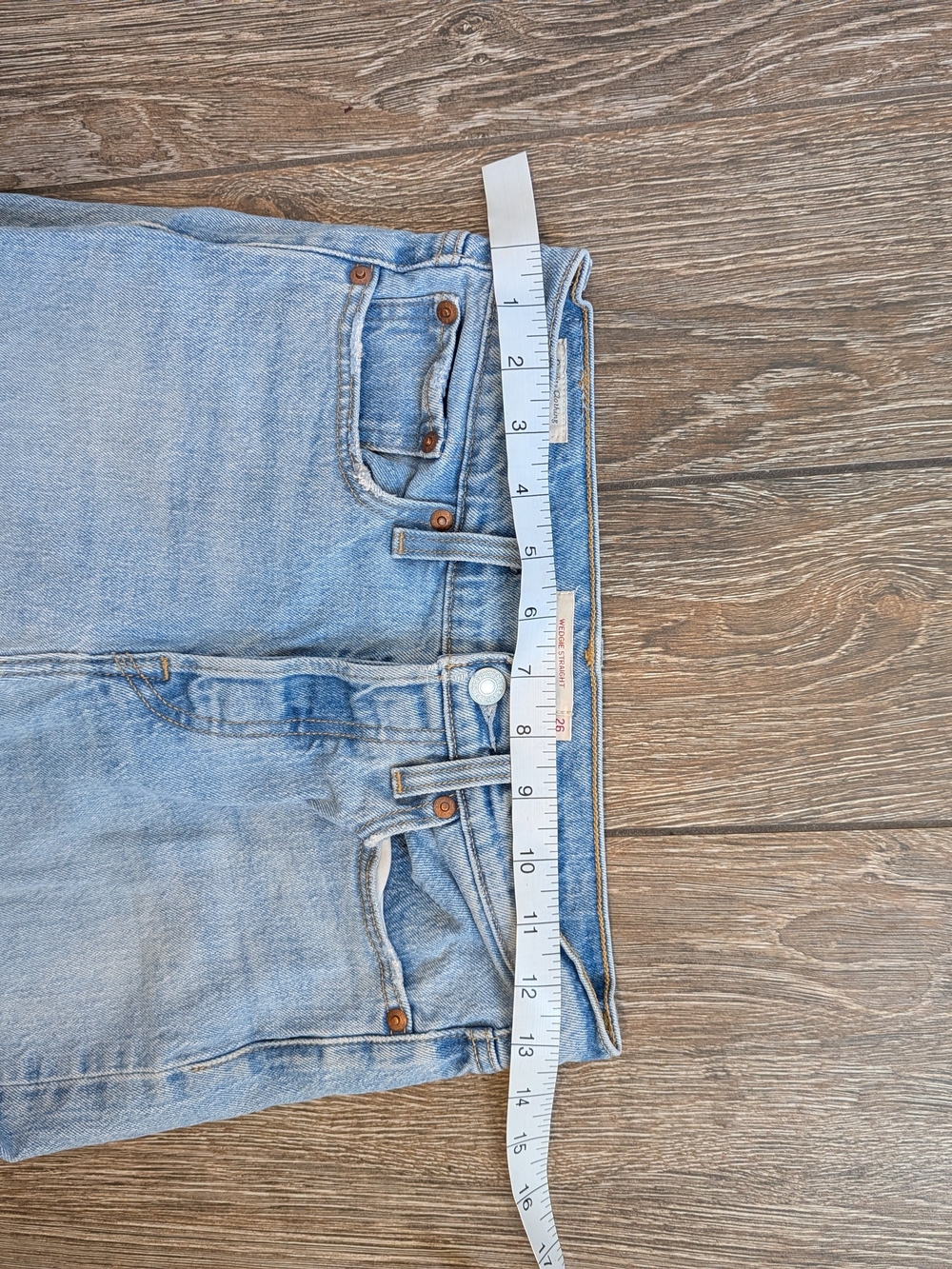 Levi's Ribcage Straight Jeans Size 26 Raw Hem Rigid Light Wash Butter Mom Button - Picture 7 of 10